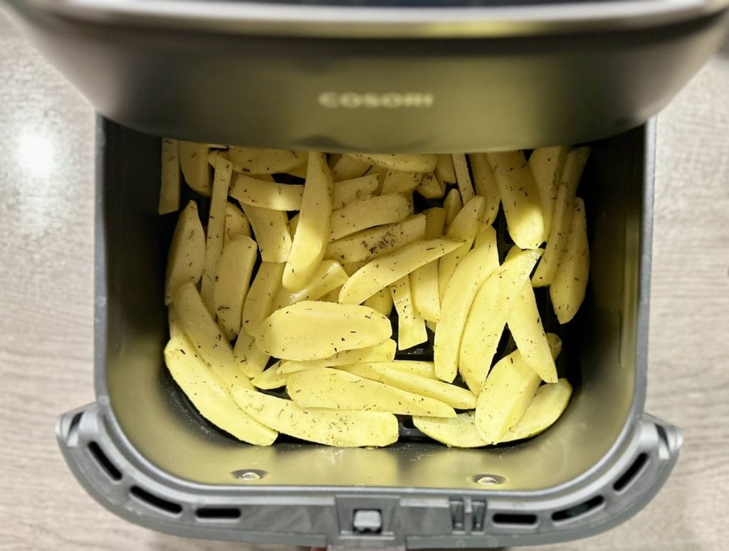 Frites maison à l'Airfryer (bien dorées et croustillantes)